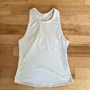 NWOT Vuori Sunrise high neck tank, M